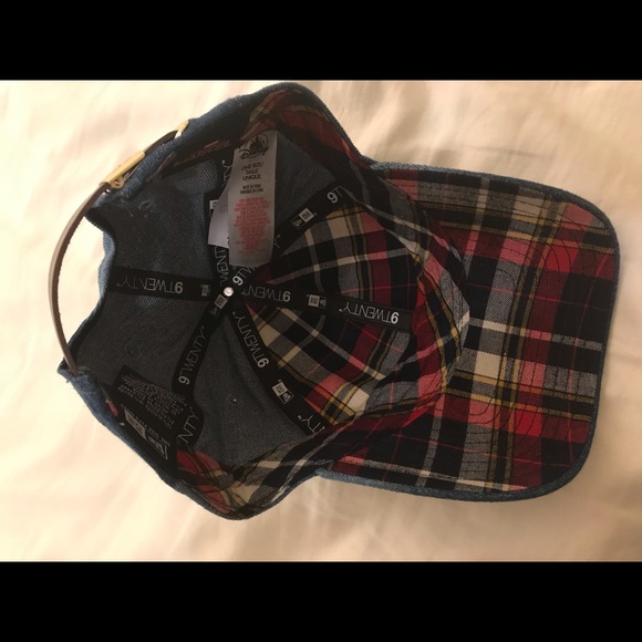 COPY - Captain marvel hat - Picture 3 of 7